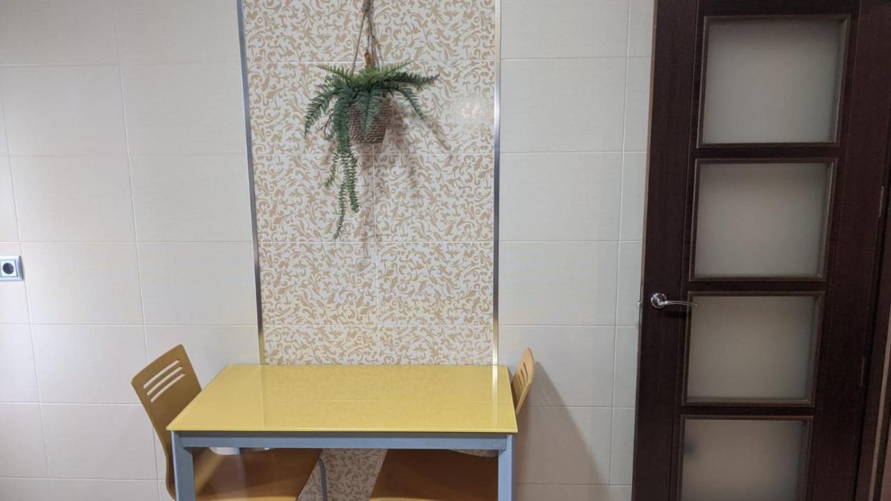 Piso Paseo De Las Murallas Baeza Eksteriør billede